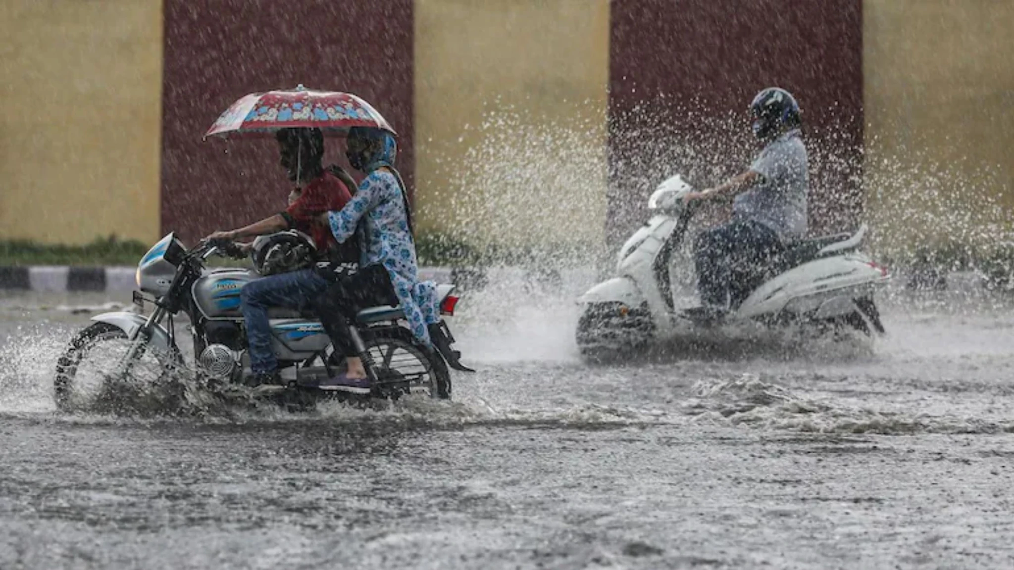 Red Alert In Meghalaya Due To Heavy Rainfall